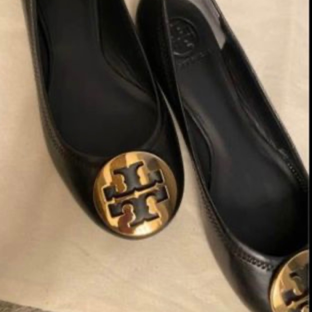 Tory Burch Reva flats. Black pair brand NEW never worn size 7. Tan pair size 8.